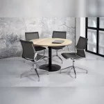 ergonomischer_buerostuhl_besucherstuhl_atria_mesh_einrichtung Ergonomischer Bürostuhl Atria Mesh mit Mesh Rücken und Chrom Gestell, ergonomischer Besucherstuhl fürs Büro und Homeoffice, Ansicht Büro