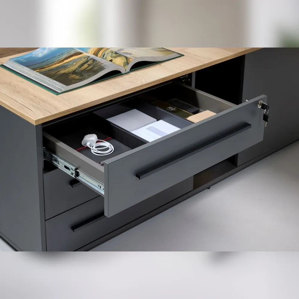 schreibtisch_elektrisch_hoehenverstellbar_orbis_desk_electric_schublade Elektrisch höhenverstellbarer Schreibtisch Orbis Desk Electric in Holz-Optik mit schwarzem Gestell, ergonomischer Schreibtisch Chefbüro, Detailsicht Schublade