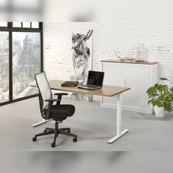 Höhenverstellbarer Schreibtisch Core in Havanna mit weißem Gestell, ergonomischer Schreibtisch fürs Büro und Homeoffice