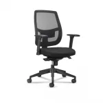 ergonomischer_buerostuhl_flow_schwarz_vorne_seitlich